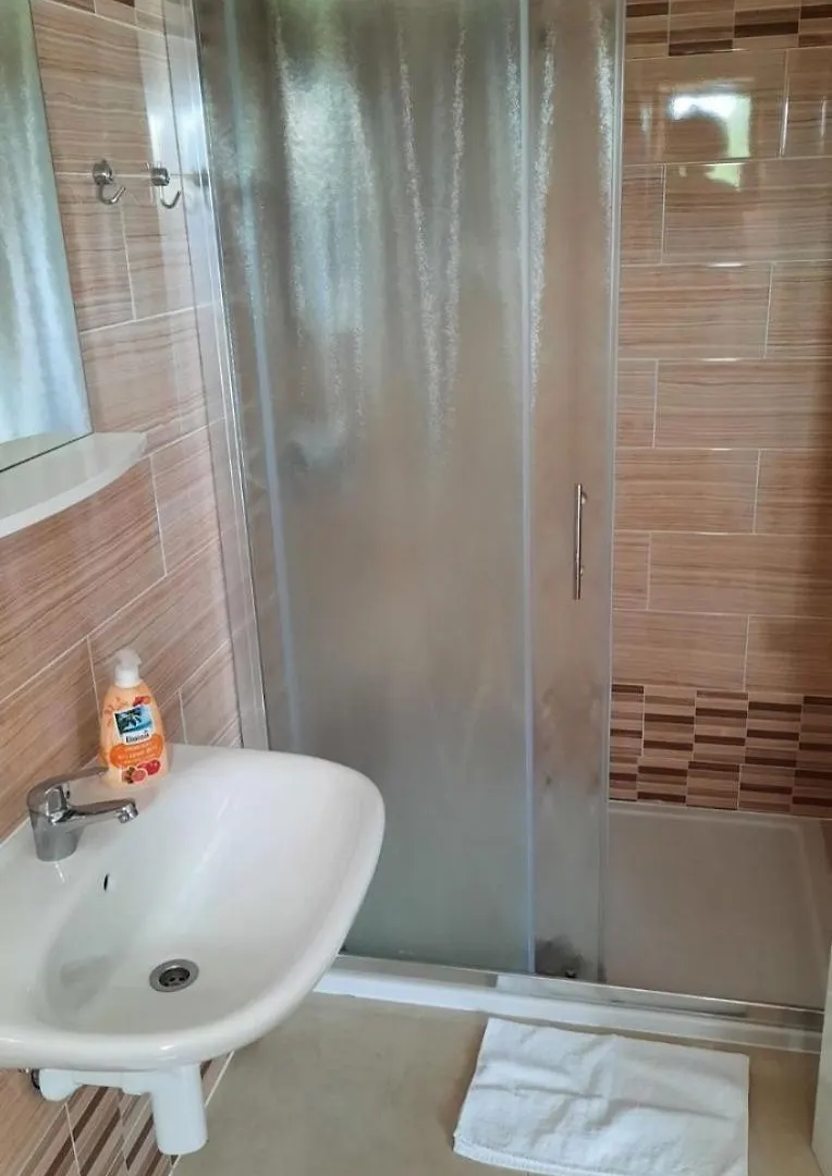 Apartments Ankica Kampor Croatia